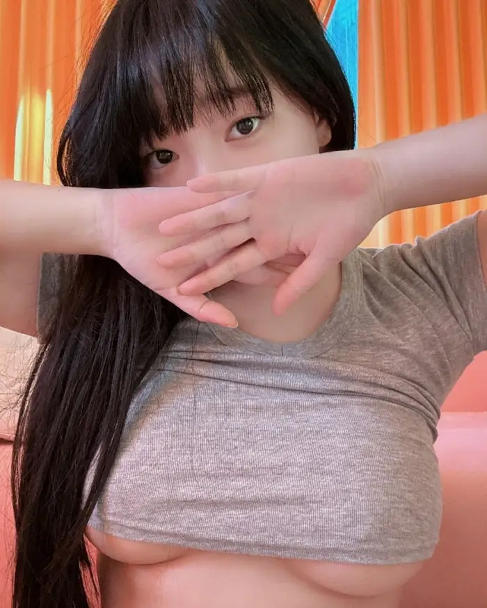언더붑 강인경