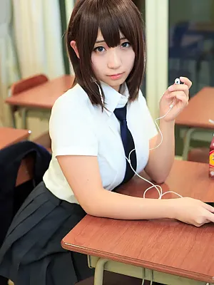 모에 이오리, 사진집 (월요일의 그 아이) Set.04